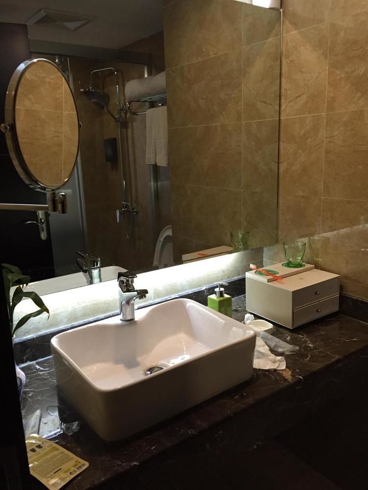 Yj Intl. Hotel Ta-mien-chen Extérieur photo