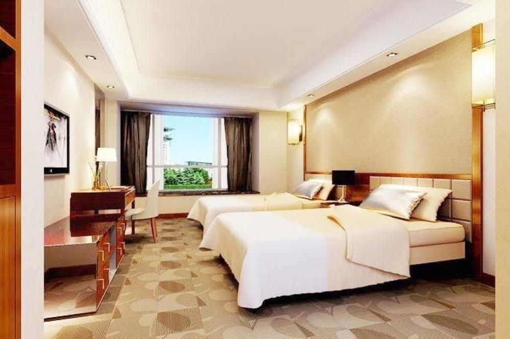 Yj Intl. Hotel Ta-mien-chen Extérieur photo