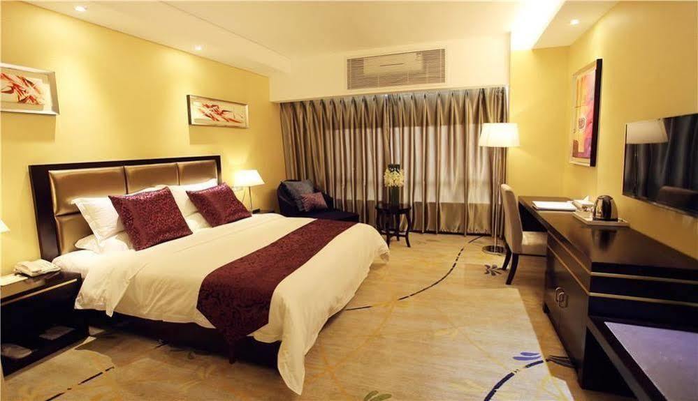 Yj Intl. Hotel Ta-mien-chen Extérieur photo